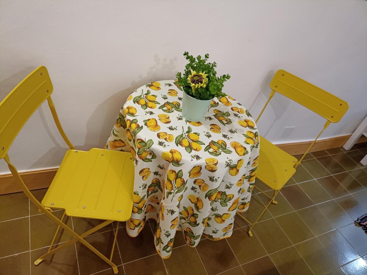 Villa Centro Urbano à Naples Extérieur photo