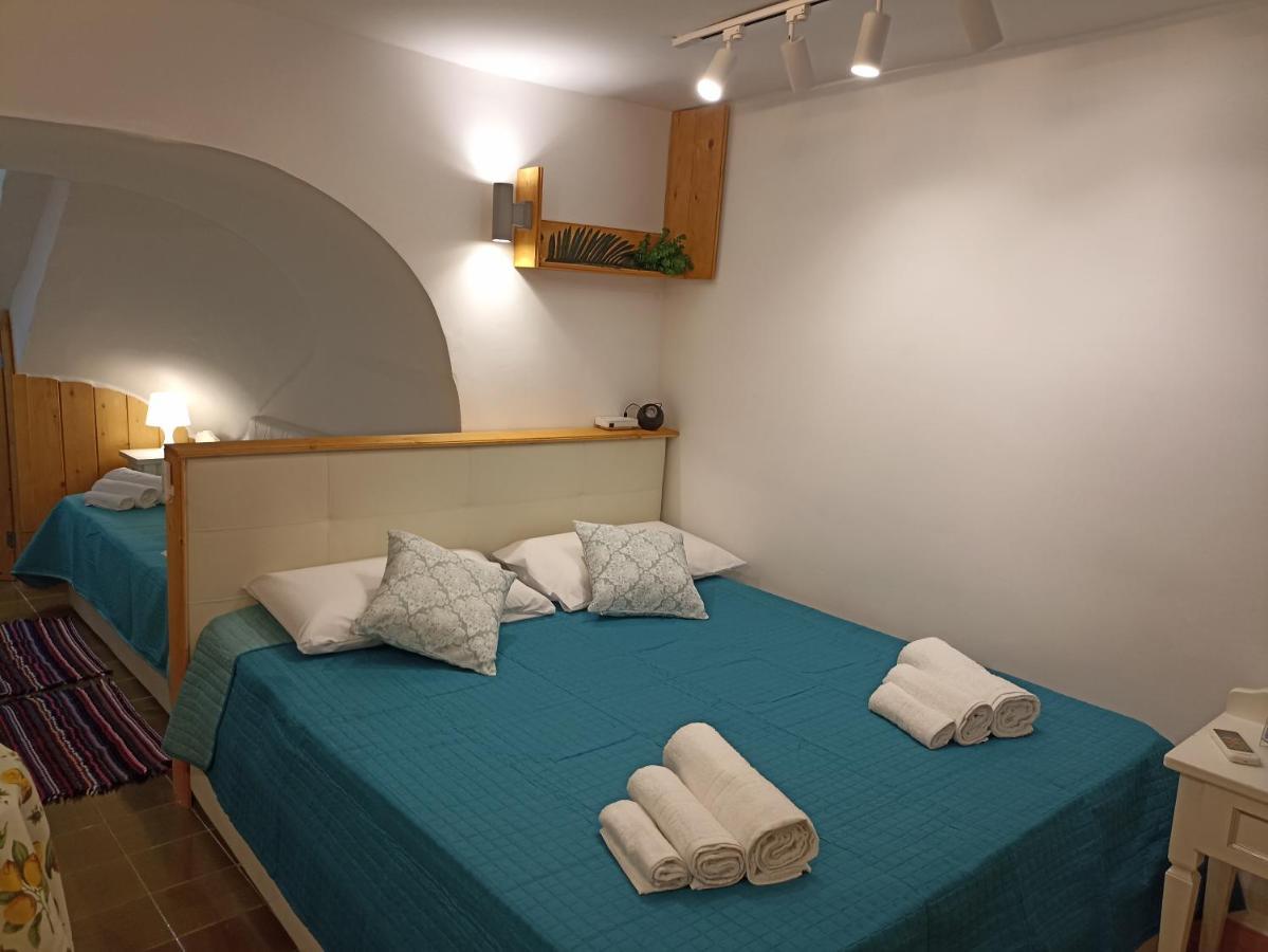 Villa Centro Urbano à Naples Extérieur photo
